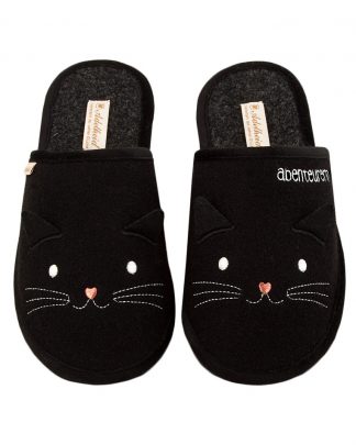 Abenteurerin Filzpantoffeln